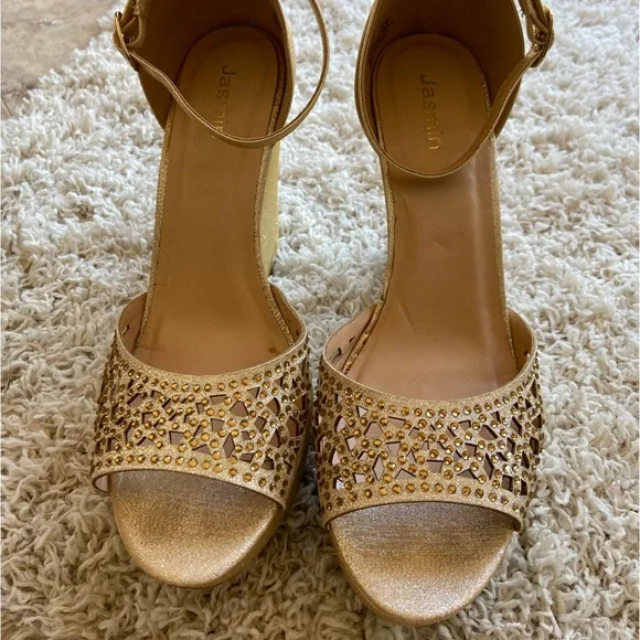 Gold Lame Rhinestone Wedges - Size 10 - Picture 2 of 5